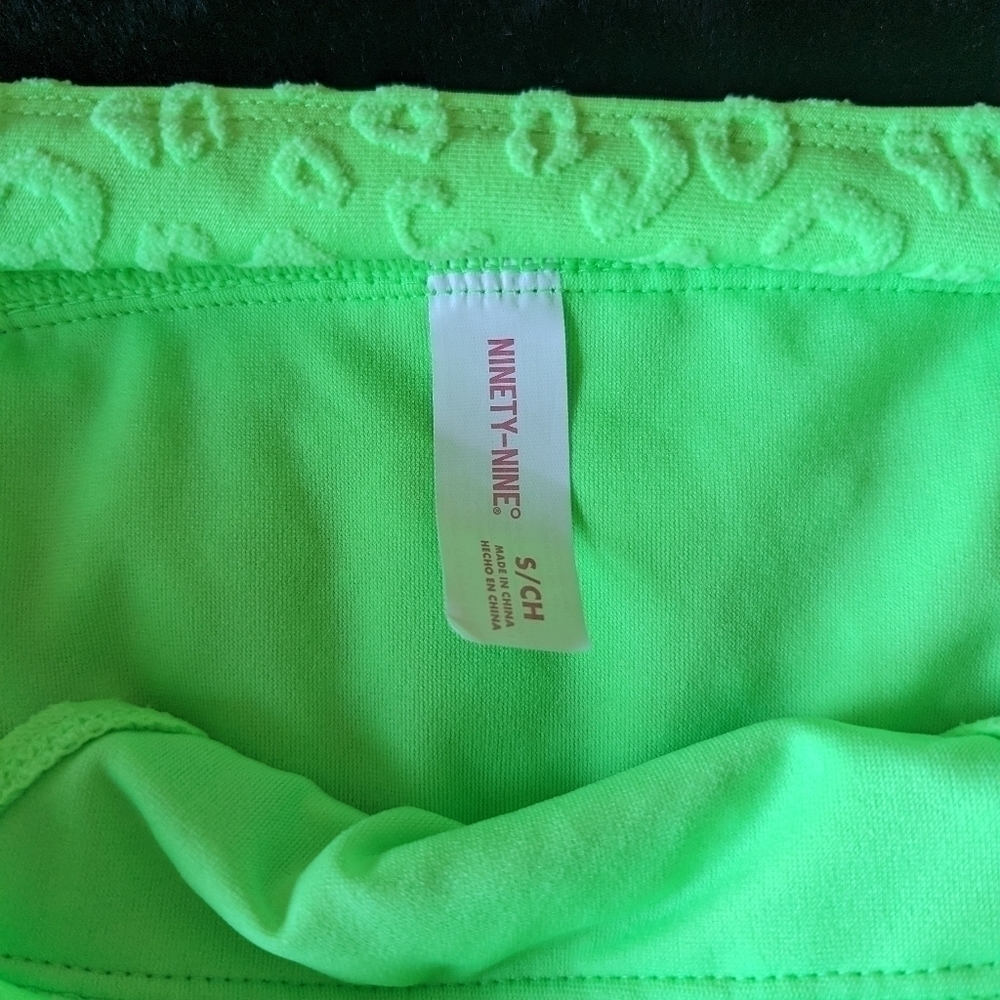 Bikini Bottoms - Picture 3 of 5